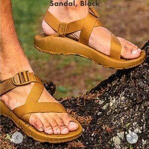 Chaco sandals mens Size 9 Medium